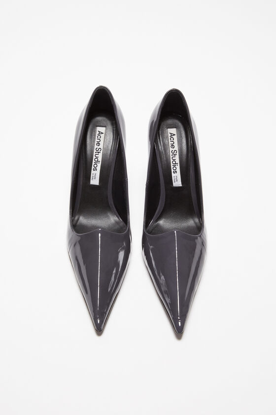 (image for) Time-Tested Leather heel pump